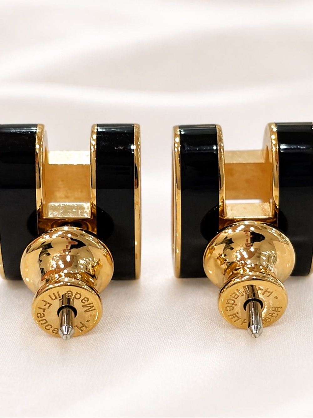 Hermes Black And Gold Pop H Piercing Earrings - Picture 3 of 5